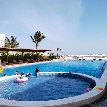 Aria Resort - BlueShaphire Căn hộ nghỉ dưỡng có hồ bơi và bãi tắm riêng Vung Tau Esterno foto
