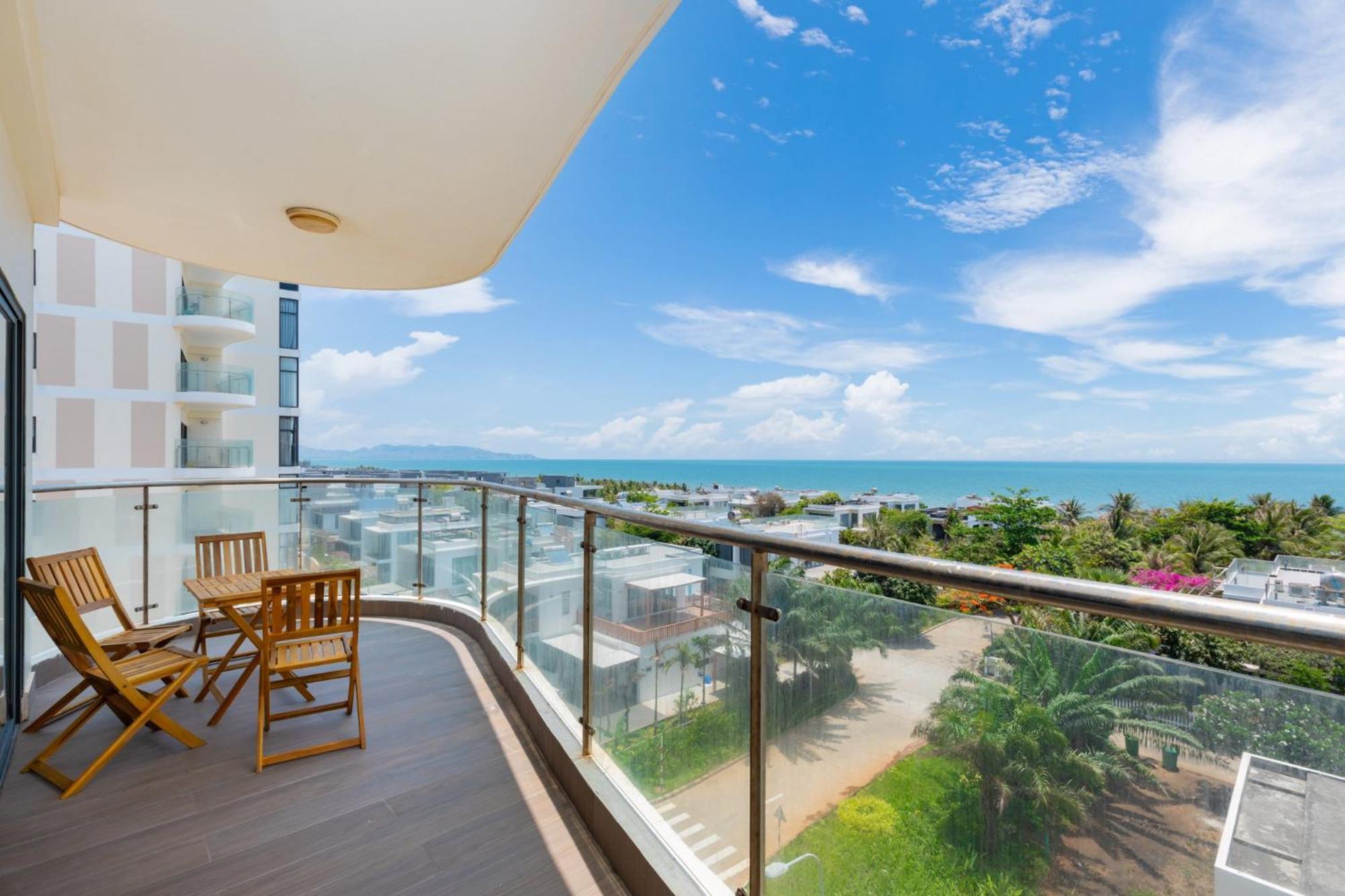 Aria Resort - BlueShaphire Căn hộ nghỉ dưỡng có hồ bơi và bãi tắm riêng Vung Tau Esterno foto