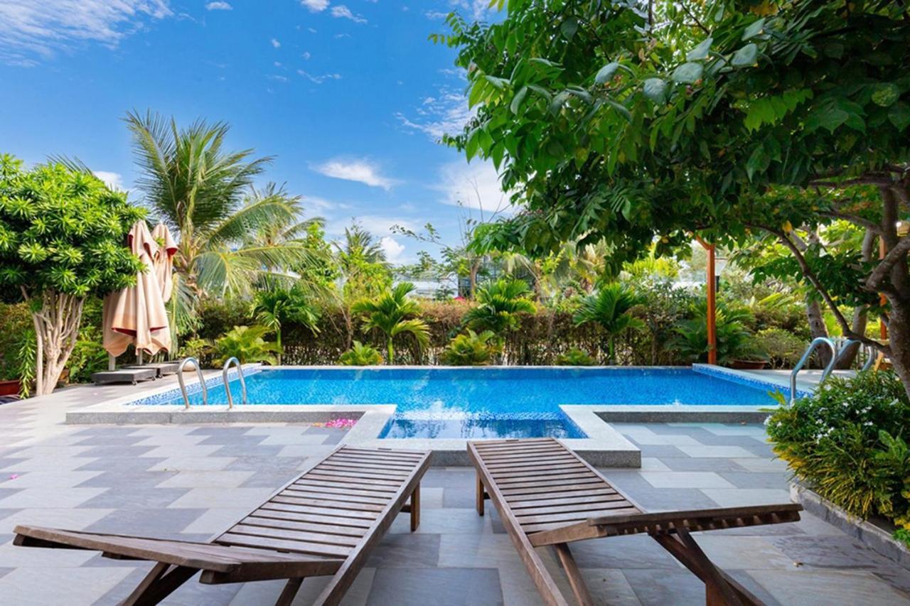 Aria Resort - BlueShaphire Căn hộ nghỉ dưỡng có hồ bơi và bãi tắm riêng Vung Tau Esterno foto