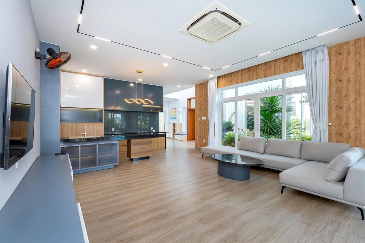 Aria Resort - BlueShaphire Căn hộ nghỉ dưỡng có hồ bơi và bãi tắm riêng Vung Tau Esterno foto