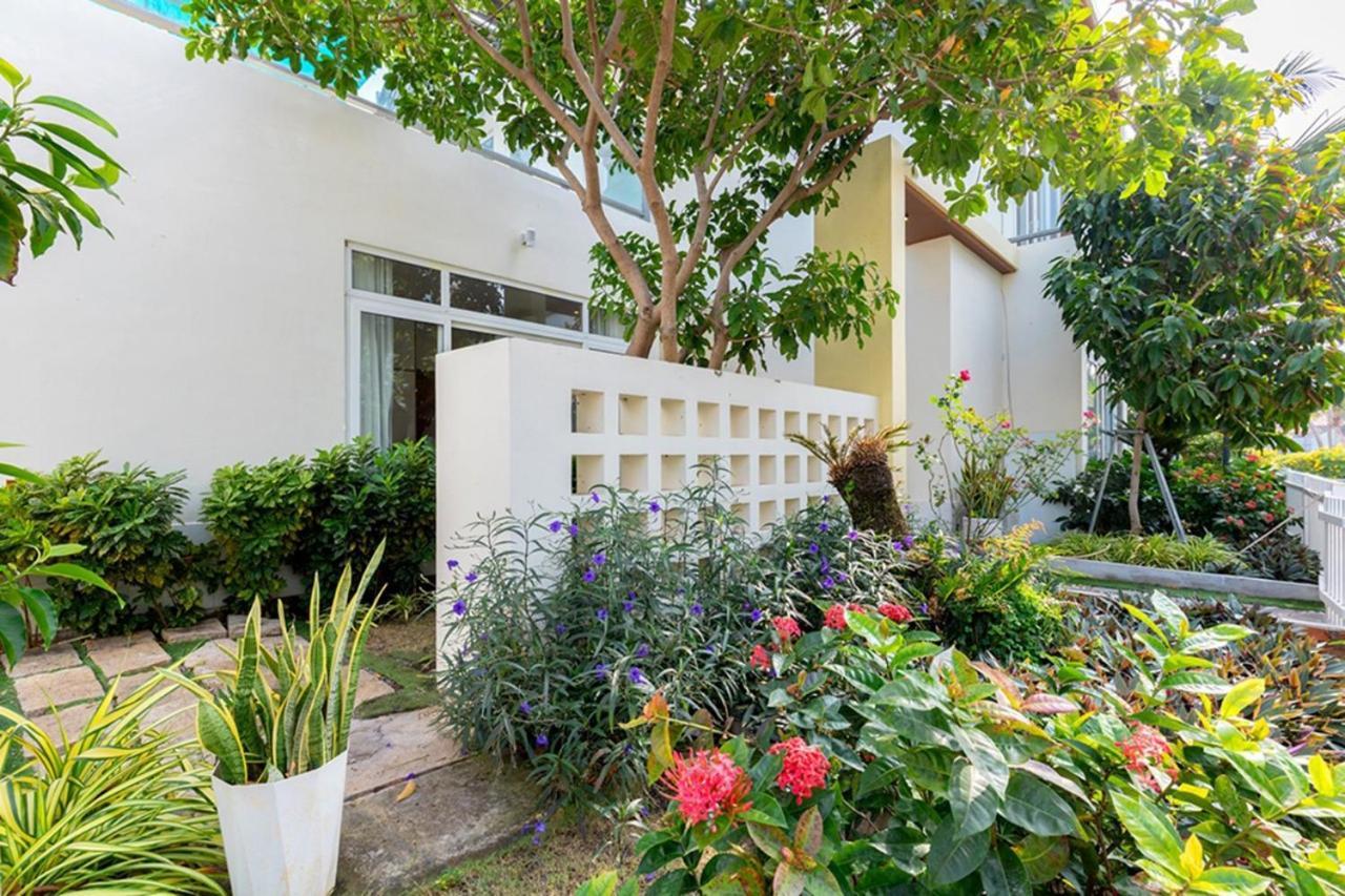 Aria Resort - BlueShaphire Căn hộ nghỉ dưỡng có hồ bơi và bãi tắm riêng Vung Tau Esterno foto