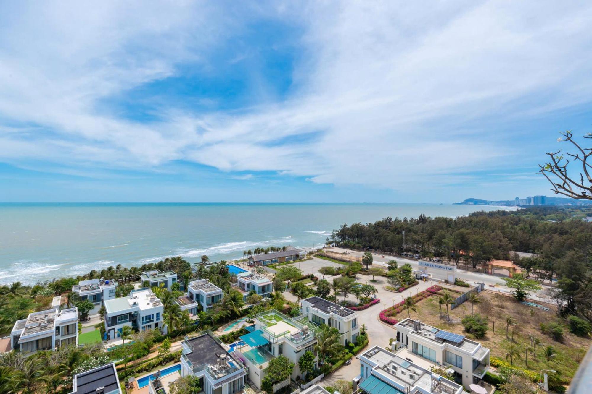Aria Resort - BlueShaphire Căn hộ nghỉ dưỡng có hồ bơi và bãi tắm riêng Vung Tau Esterno foto